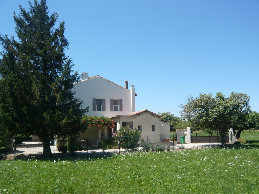 Le Mas De La Verdiere Avignon Exterior photo